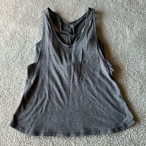 Lululemon Gray Tank Top Built In Bra Size 6